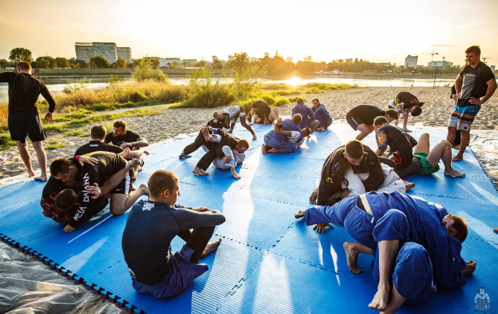 bjj warsaw academia gorila sport in poland beach warsaw