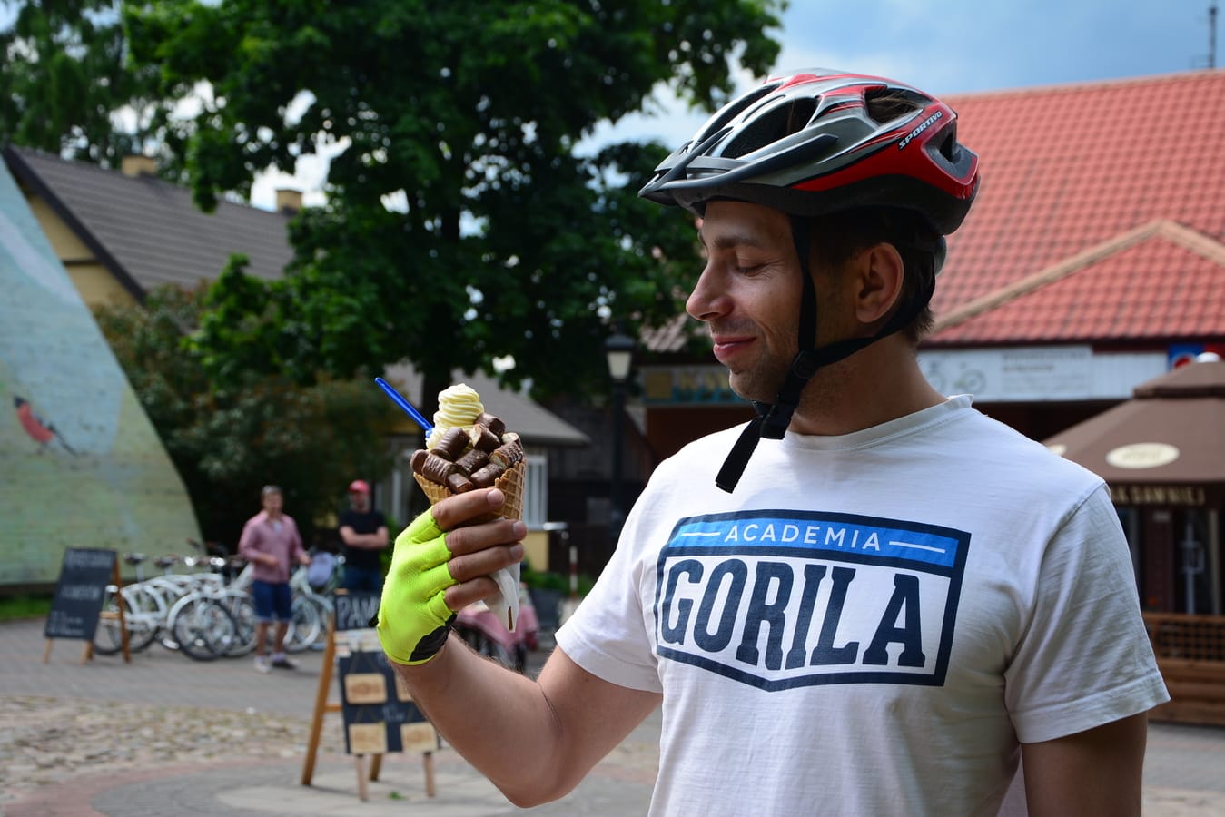 ice cream in poland biking in poland how much food in poland cost