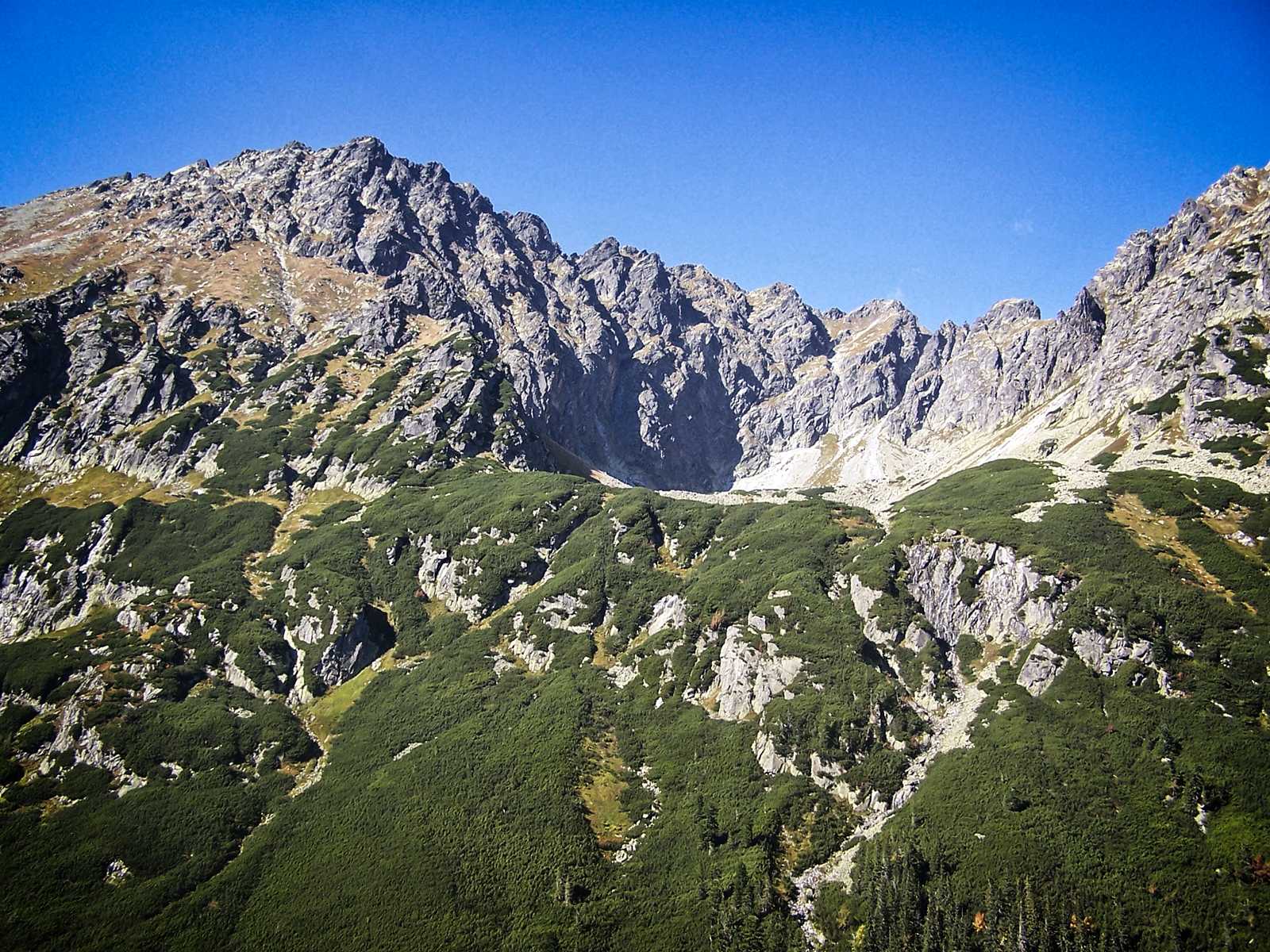 Things to know before hiking Tatry Mountains - Plan Poland